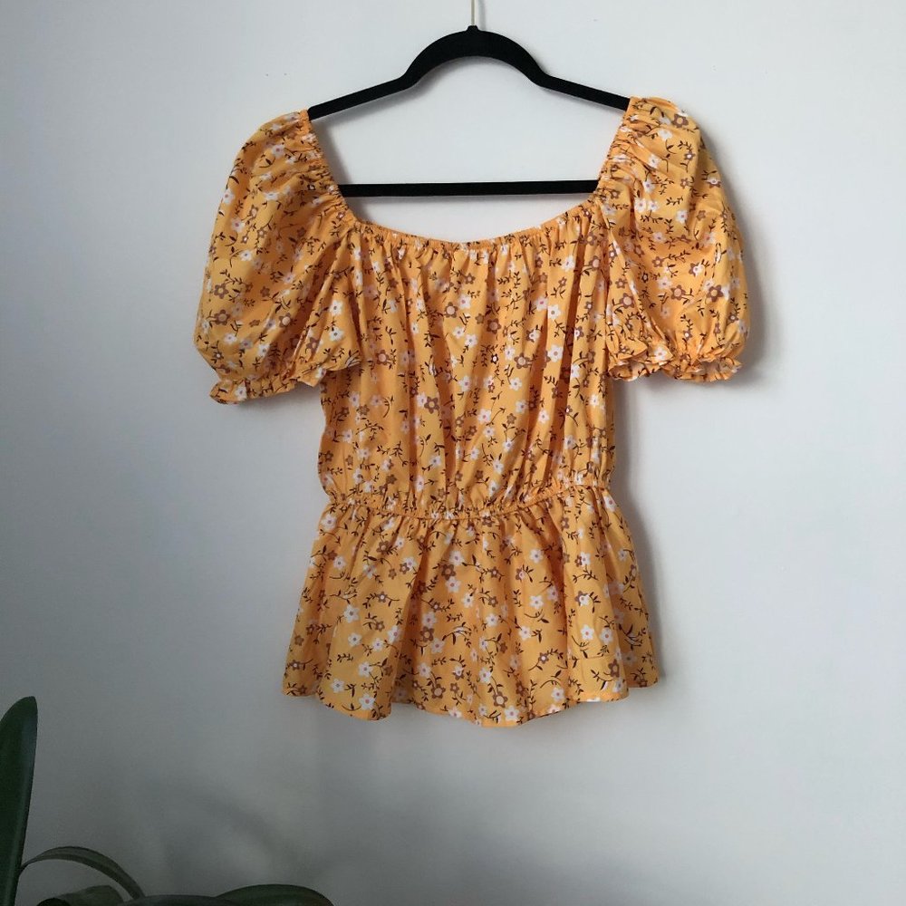 Off-the-Shoulder Blouse | Flower Patterns - Picture 2 of 2